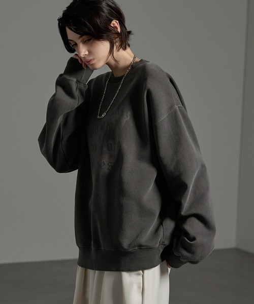 CIYOT（シヨウト）の「【CIYOT-シヨウト-】ヴィンテージメイクデザイン ピグメントグラフィックビッグスウェット（スウェット・メンズ・スミクロ/ブラック系/ブラック系1/ワイン・M/L）」の11枚目の写真