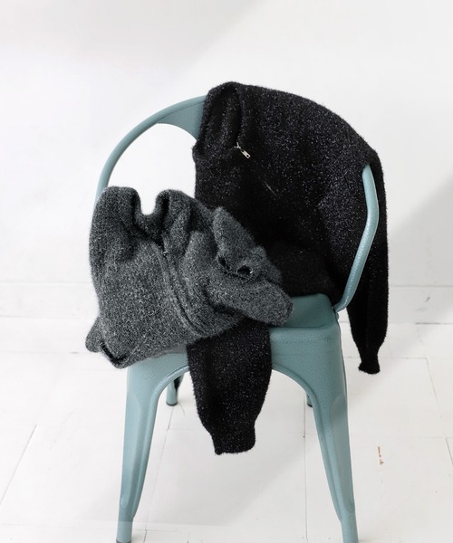 antiqua(アンティカ)の「ガラスヤーンニットカーディガン(ニット/セーター・レディース・ブラック/ダークグレー・ONESIZE)」の13枚目の写真