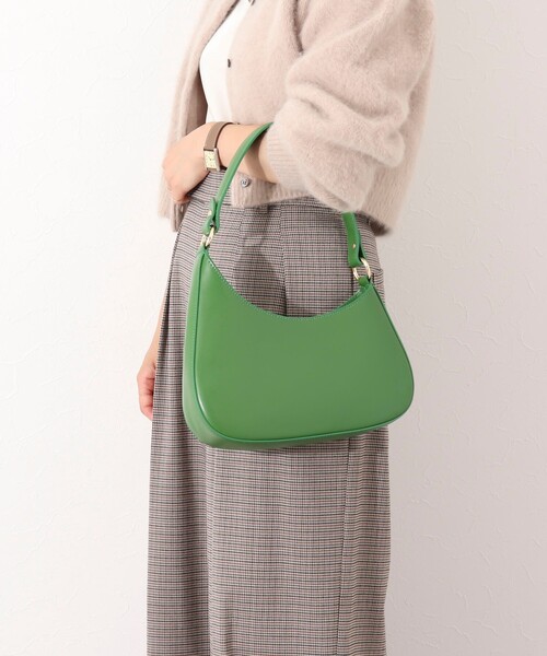 NOLLEY’S（ノーリーズ）の「アシメカーブバッグ（ショルダーバッグ・レディース・ブラック・FREE）」の14枚目の写真