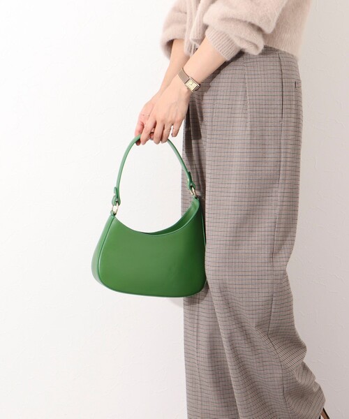 NOLLEY’S（ノーリーズ）の「アシメカーブバッグ（ショルダーバッグ・レディース・ブラック・FREE）」の10枚目の写真