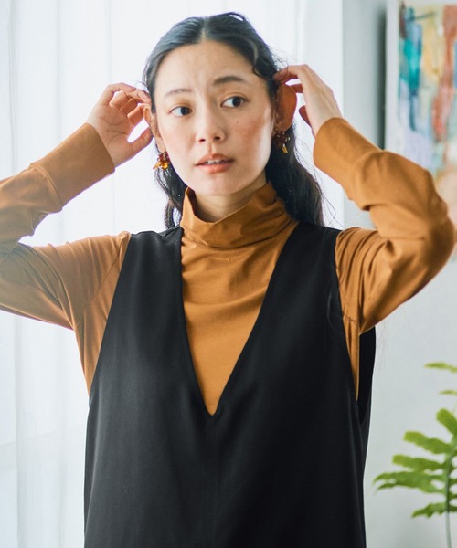 and myera（アンド マイラ）の「ａｎｄ　ｍｙｅｒａ　肌ざわりのいいタートル（Tシャツ/カットソー・レディース・ブラウン/ブラック/ホワイト・L/M/LL/S）」の10枚目の写真