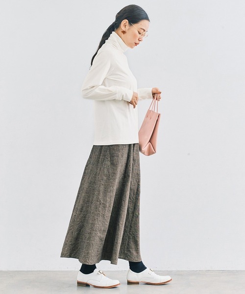 and myera（アンド マイラ）の「ａｎｄ　ｍｙｅｒａ　肌ざわりのいいタートル（Tシャツ/カットソー・レディース・ブラウン/ブラック/ホワイト・L/M/LL/S）」の18枚目の写真