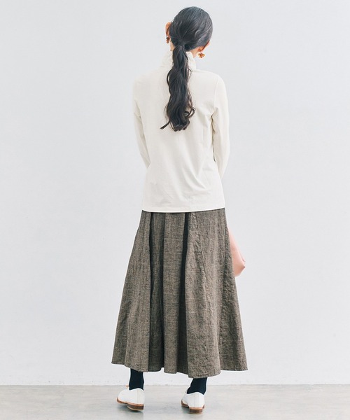 and myera（アンド マイラ）の「ａｎｄ　ｍｙｅｒａ　肌ざわりのいいタートル（Tシャツ/カットソー・レディース・ブラウン/ブラック/ホワイト・L/M/LL/S）」の19枚目の写真