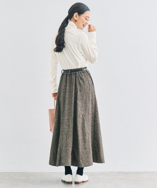 and myera（アンド マイラ）の「ａｎｄ　ｍｙｅｒａ　肌ざわりのいいタートル（Tシャツ/カットソー・レディース・ブラウン/ブラック/ホワイト・L/M/LL/S）」の22枚目の写真