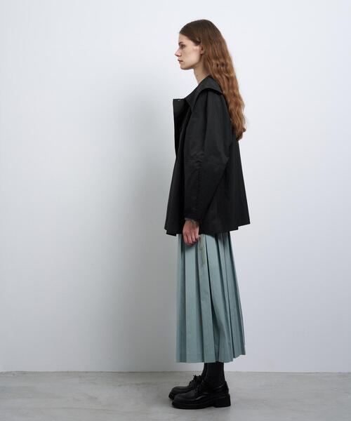 LANVIN en Bleu(ランバンオンブルー)の「ビッグカラーライトタフタミドルコート(その他アウター・レディース・ブラック/オフホワイト・36/38)」の11枚目の写真