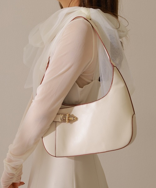 Lace Ladies(レースレディース)の「レザー ベルト付き ワンショルダー ラウンド バッグ(ショルダーバッグ・レディース・ブラウン/ブラック/アイボリー・FREE)」の20枚目の写真