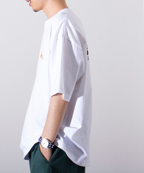 KELTY(ケルティ)の「【KELTY×GLOSTER】別注 ケルティワンポイントワッペン バックプリントTシャツ(Tシャツ/カットソー・メンズ・ホワイト/チャコールグレー/アッシュグレー/ブラック/ブルー・S/M/L)」の10枚目の写真