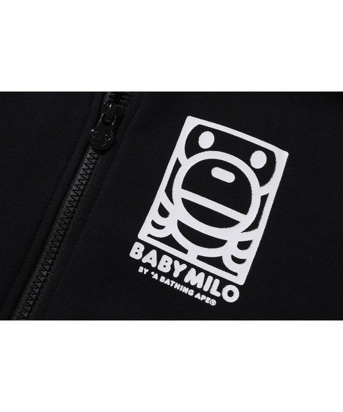 A BATHING APE（アベイシングエイプ）の「SQUARE MILO RELAXED FIT ZIP HOODIE（パーカー・キッズ・グレー/ブラック・140/130/120/110/100）」の7枚目の写真
