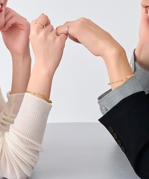 Phoebe（フィービィー）の「<限定ペア商品>【金属アレルギー対応】チャンキーミックスペアチェーンブレスレット/サージカルステンレス/BOX付き/シンプルチェーン（ブレスレット・レディース・イエローゴールド/シルバー/シルバー×ゴールド・FREE）」の7枚目の写真