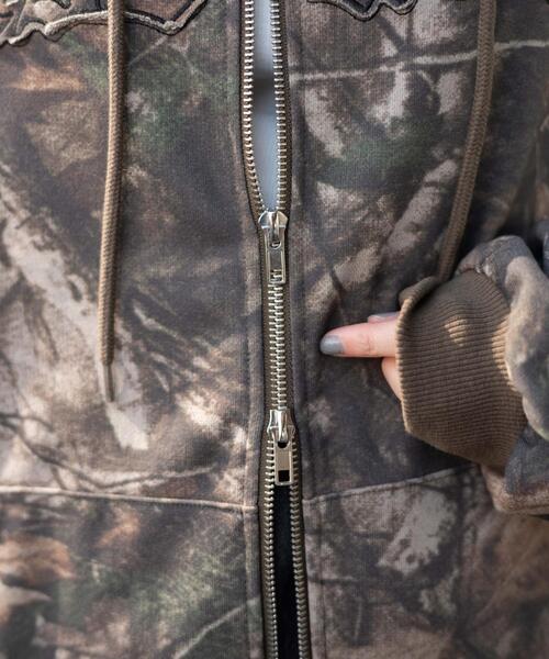 WEGO（ウィゴー）の「WEGO/【25年春夏新作】リアルツリーカモフラBIGZIPパーカー（パーカー・レディース・その他1・FREE）」の7枚目の写真