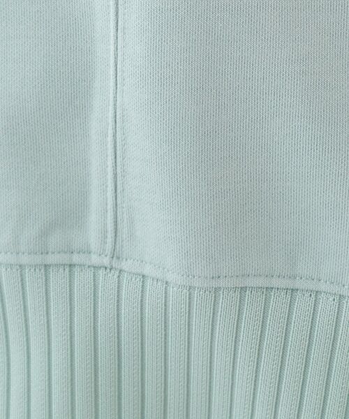 SHOO・LA・RUE(シューラルー)の「【洗える/S-LL】長めのリブでお袖すっきり 異素材トップス(Tシャツ/カットソー・レディース・グリーン系/チャコールグレー/ナチュラル・01/02/03/04)」の11枚目の写真