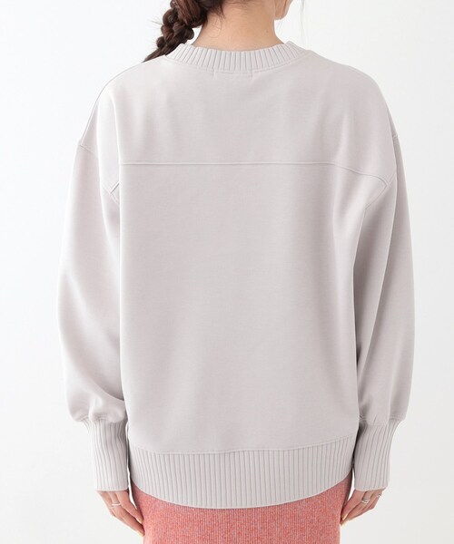 SHOO・LA・RUE(シューラルー)の「【洗える/S-LL】長めのリブでお袖すっきり 異素材トップス(Tシャツ/カットソー・レディース・グリーン系/チャコールグレー/ナチュラル・01/02/03/04)」の18枚目の写真