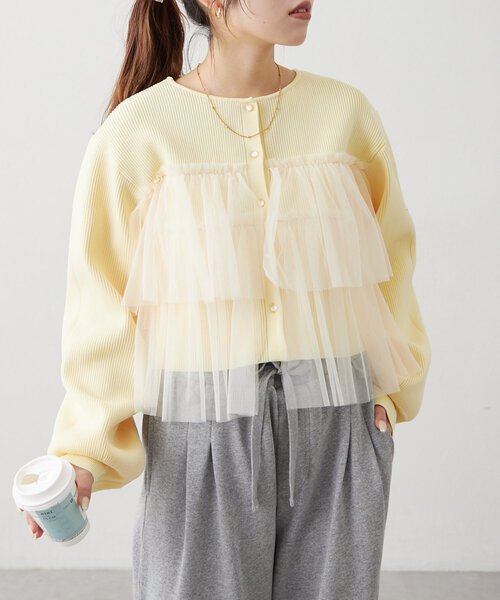 w closet(ダブルクローゼット)の「チュールティアードニットカーディガン(カーディガン/ボレロ・レディース・アイボリー/ブラック/イエロー/ピンク・FREE)」の1枚目の写真