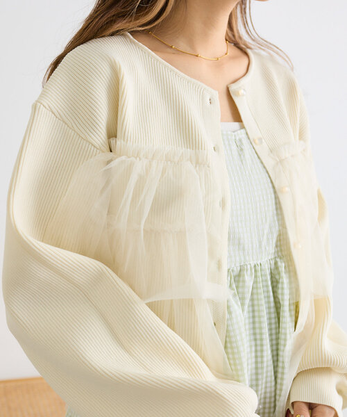 w closet(ダブルクローゼット)の「チュールティアードニットカーディガン(カーディガン/ボレロ・レディース・アイボリー/ブラック/イエロー/ピンク・FREE)」の9枚目の写真