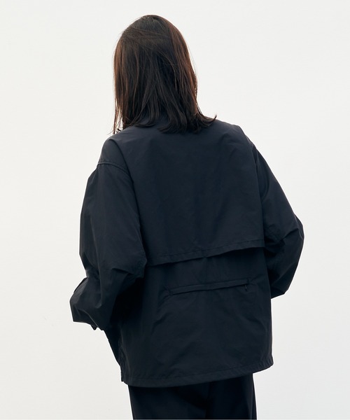 KELTY（ケルティ）の「アーバン フィールド ジャケット（ブルゾン・レディース・ブラック/ライトグレー・XL/S/L/M）」の9枚目の写真