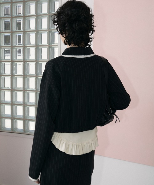 le ELMi(ルエルミ)の「Damage layered stripe shirt blouson / ダメージ レイヤード ストライプ シャツブルゾン【セットアップ対応】(ブルゾン・レディース・ベージュ/ブラック・FREE)」の8枚目の写真