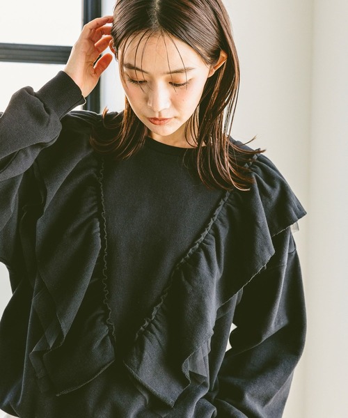 GLOBAL WORK（グローバルワーク）の「裏毛フリルスウェット/305055（スウェット・レディース・杢グレー/ブラック・MEDIUM/LARGE）」の2枚目の写真