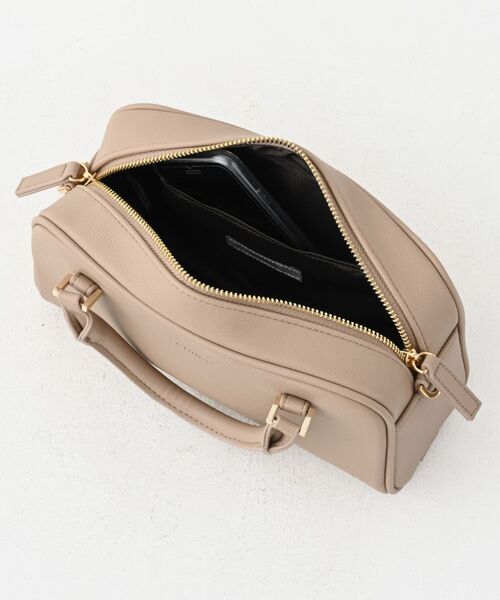 COHINA(コヒナ)の「COHINAレクタングルBAG 【低身長・小柄女性】(ショルダーバッグ・レディース・ブラック/グリーン/ベージュ・F)」の20枚目の写真