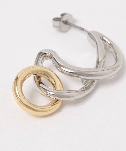 FOREVER 21（フォーエバー トゥエンティーワン）の「デザインピアス２（ピアス（両耳用）・レディース・シルバー・FREE）」の2枚目の写真