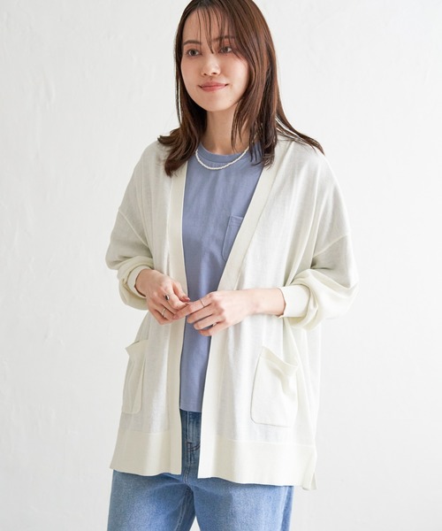 ikka（イッカ）の「【洗える】さらっとVネックカーディガン（カーディガン/ボレロ・レディース・クリアイエロー/チャコールグレー/オフホワイト/ライトグレー/ネイビー・M/L/S）」の14枚目の写真