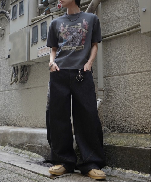 SPINNS(スピンズ)の「ピグメント加工プリントTシャツ/レトロモーター/短丈/古着風(Tシャツ/カットソー・メンズ・ブラック/カーキ・ONESIZE)」の10枚目の写真