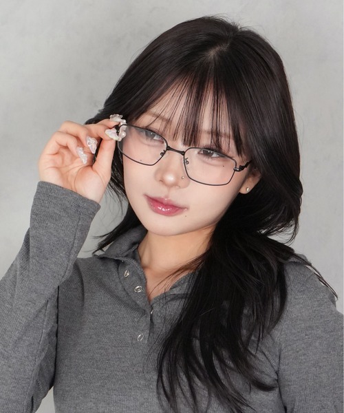 BARELY BLUE（ベアリーブルー）の「【 BARELY BLUE / ベアリーブルー 】 メタル スクエア フレーム ダイヤ デザイン メガネ / 伊達メガネ（メガネ・レディース・ゴールド/シルバー/ブラック・FREE）」の19枚目の写真