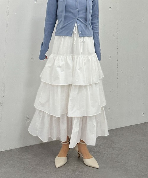 archives（アルシーヴ）の「ナイロン段ティアードスカート（スカート・レディース・ブラック/オフホワイト/ベージュ・MEDIUM）」の19枚目の写真