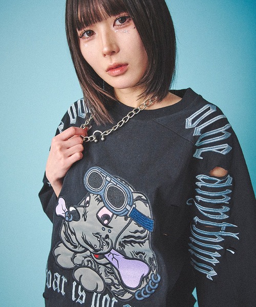 GALFY(ガルフィー)の「『GALFY/ガルフィー』病みに染まりし反戦Tシャツ(Tシャツ/カットソー・レディース・ブラック/ホワイト/ブラック系1・XL/L)」の1枚目の写真