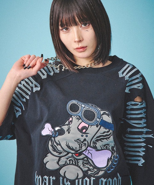 GALFY(ガルフィー)の「『GALFY/ガルフィー』病みに染まりし反戦Tシャツ(Tシャツ/カットソー・レディース・ブラック/ホワイト/ブラック系1・XL/L)」の10枚目の写真