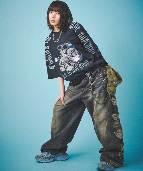 GALFY(ガルフィー)の「『GALFY/ガルフィー』病みに染まりし反戦Tシャツ(Tシャツ/カットソー・レディース・ブラック/ホワイト/ブラック系1・XL/L)」の13枚目の写真