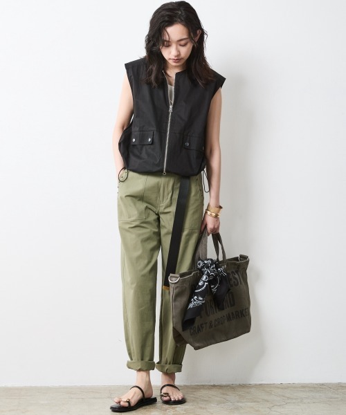 CHIC STYLE(シックスタイル)の「綿100%ベイカーパンツ<大きいサイズ有>シックスタイル(その他パンツ・レディース・カーキ/ブラック・L/M/5L/4L/3L/LL)」の17枚目の写真