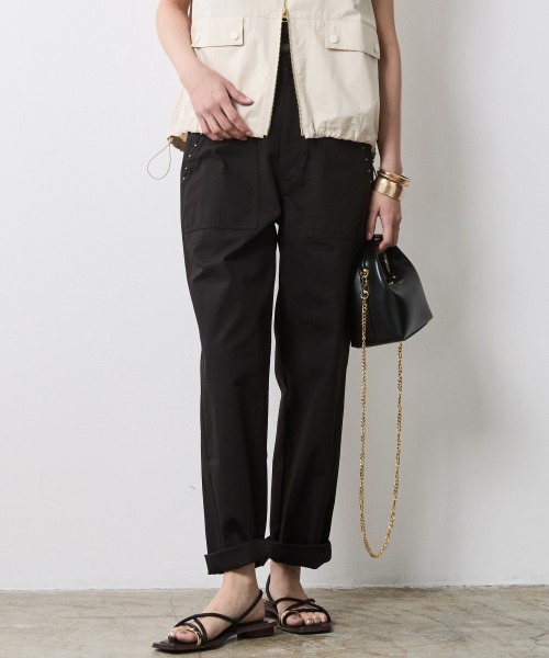 CHIC STYLE(シックスタイル)の「綿100%ベイカーパンツ<大きいサイズ有>シックスタイル(その他パンツ・レディース・カーキ/ブラック・L/M/5L/4L/3L/LL)」の5枚目の写真