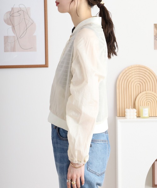 Anna Nicola(アンナニコラ)の「Anna Nicola コットンシアー 袖シャーリングブルゾン 長袖(ブルゾン・レディース・キャメル/ブラック/ベージュ・38)」の17枚目の写真