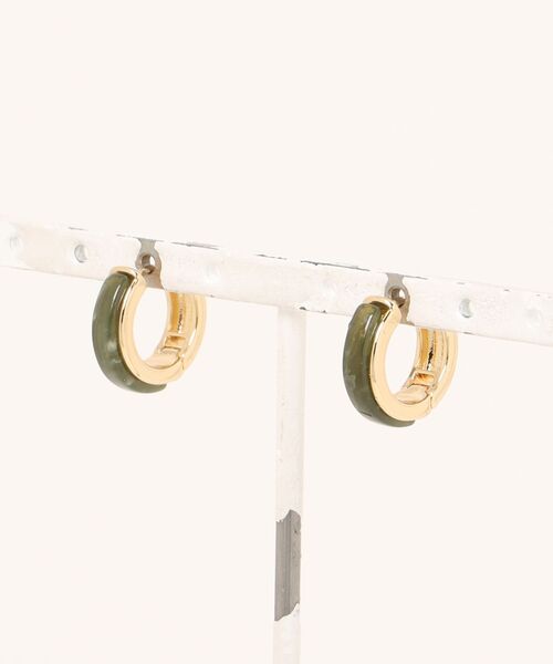 GOLDY(ゴールディ)の「【GOLDY】ピアス 1250307※(ピアス(両耳用)・レディース・アイボリー/グレー/シルバー/グリーン・FREE)」の1枚目の写真