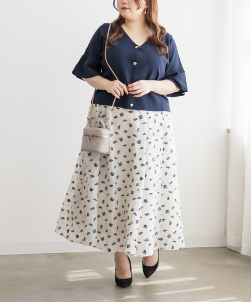 CLETTE（クレット）の「マルチボタンニットカーディガン（ニット/セーター・レディース・ネイビー/ミント/ピンク・4L/3L/LL）」の17枚目の写真