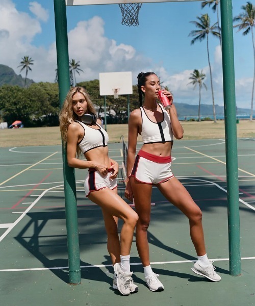 RVCA(ルーカ)の「RVCA レディース 【ALEXIS REN】 UP SPORT BRA アクティブウェア 【2025年夏モデル】/ルーカブラトップ(その他トップス・レディース・オフホワイト・SMALL/MEDIUM)」の8枚目の写真