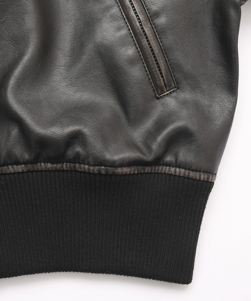 X-girl（エックスガール）の「DISTRESSED FAUX LEATHER COMPACT