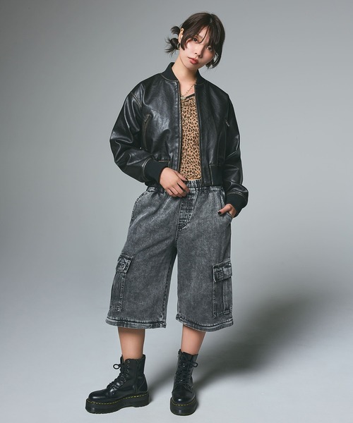 X-girl(エックスガール)の「DISTRESSED FAUX LEATHER COMPACT BLOUSON(ブルゾン・レディース・ブラック/ブラウン・ONE SIZE)」の13枚目の写真