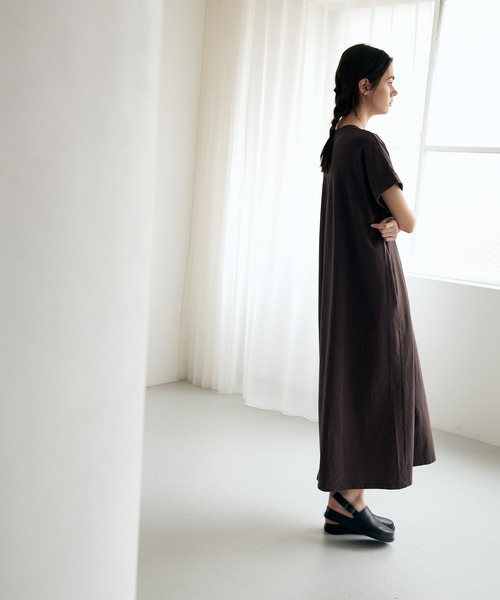 RNA-N（アールエヌエーエヌ）の「D1675 ナチュラルコットンカットソーワンピース（ワンピース・レディース・ブラック/オリーブ/ブラウン・SMALL/MEDIUM）」の17枚目の写真