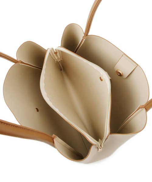 ROPE' PICNIC（ロペピクニック）の「【A4対応】3層フロントベルトデザイントートバッグ（トートバッグ・レディース・ライトグレー/ブラック/オフホワイト・FREE）」の10枚目の写真