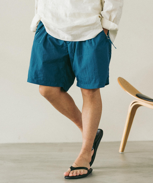 EDIFICE（エディフィス）の「ナイロンイージー ショート パンツ（その他パンツ・メンズ・ピンク/チャコールグレー/ブラック/ブルー/ライトグリーン・MEDIUM/LARGE）」の4枚目の写真