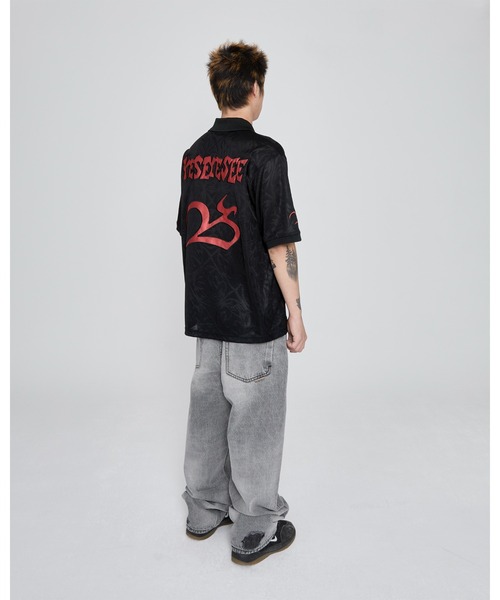 YESEYESEE(イエスアイシー)の「Y.E.S Jacquard Football tee(Tシャツ/カットソー・メンズ・ブルー/ブラック・S/M/L/XL)」の10枚目の写真