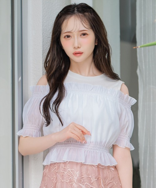 WILLSELECTION(ウィルセレクション)の「レイヤード風オフショルカットトップス(Tシャツ/カットソー・レディース・ピンク/ブルー/オフホワイト/ブラック/ラベンダー・FREE)」の1枚目の写真