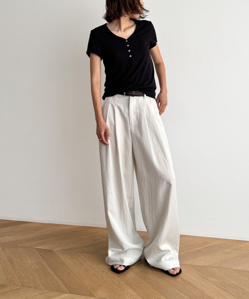 CANAL JEAN（キャナルジーン）の「El mar　レーヨン混ヘンリーTシャツ（Tシャツ/カットソー・レディース・ホワイト/ネイビー/ブラック/チャコールグレー・ONE SIZE）」の12枚目の写真