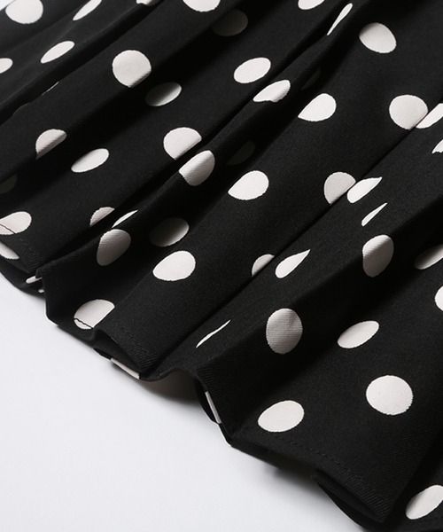 LA POMME petit（ラポミ・プチ）の「Dots Pleats Skirt（スカート・レディース・ブラック・SMALL/MEDIUM/LARGE）」の4枚目の写真
