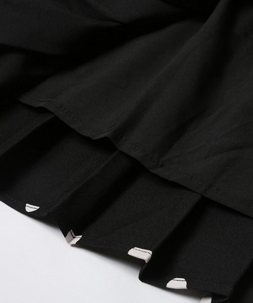 LA POMME petit（ラポミ・プチ）の「Dots Pleats Skirt（スカート・レディース・ブラック・SMALL/MEDIUM/LARGE）」の3枚目の写真