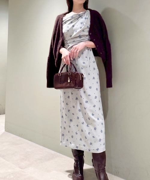 SNIDEL（スナイデル）の「フォックスファーショートカーディガン（カーディガン/ボレロ・レディース・ダークブラウン/ピンク/クリーム・F）」の22枚目の写真