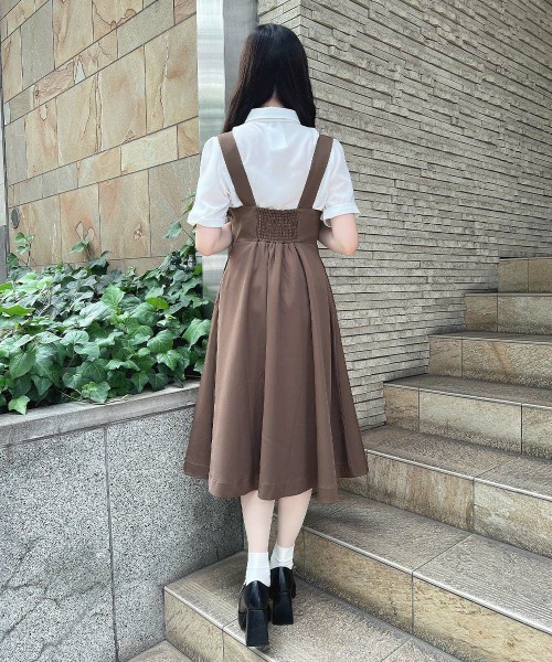 F i.n.t(フィント)の「チェーンビット使いディープVネックジャンパースカート/fint フィント(ジャンパースカート・レディース・ブラウン/ボルドー/グレー・FREE)」の22枚目の写真