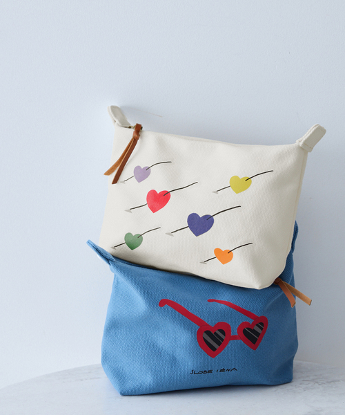 SLOBE IENA(スローブイエナ)の「aki ishibashi ミドルポーチ(ポーチ・レディース・ブルー/ホワイト・FREE)」の2枚目の写真