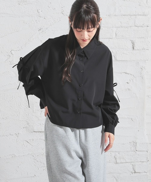 Honeys(ハニーズ)の「袖リボンシャツ(シャツ/ブラウス・レディース・ブルー/ブラック/ピンク/ホワイト・L/M/S/SS)」の15枚目の写真